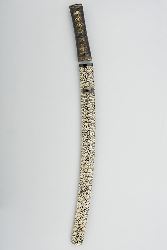 Impugnatura e saya per un wakizashi