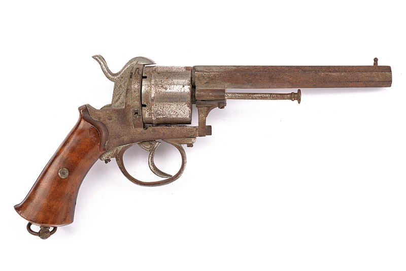 Revolver a spillo
