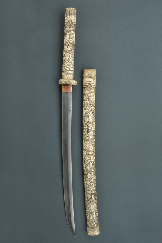 Wakisashi in montatura d'osso