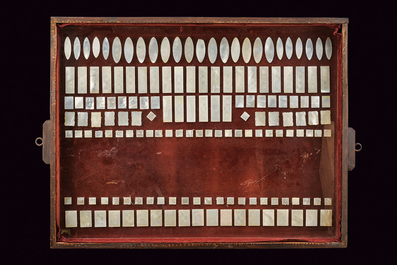 Collezione di fiches da gioco in madreperla