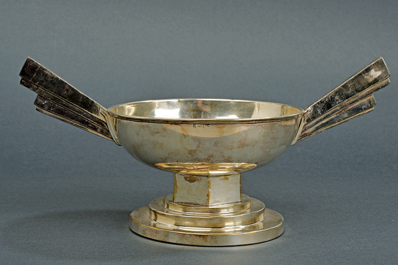 Coppa del Reichskanzlei con monogramma di Hilter
