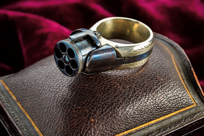 Pistola ad anello a spillo "Imperial Protector" con custodia