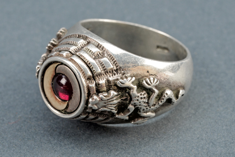 Anello esoterico
