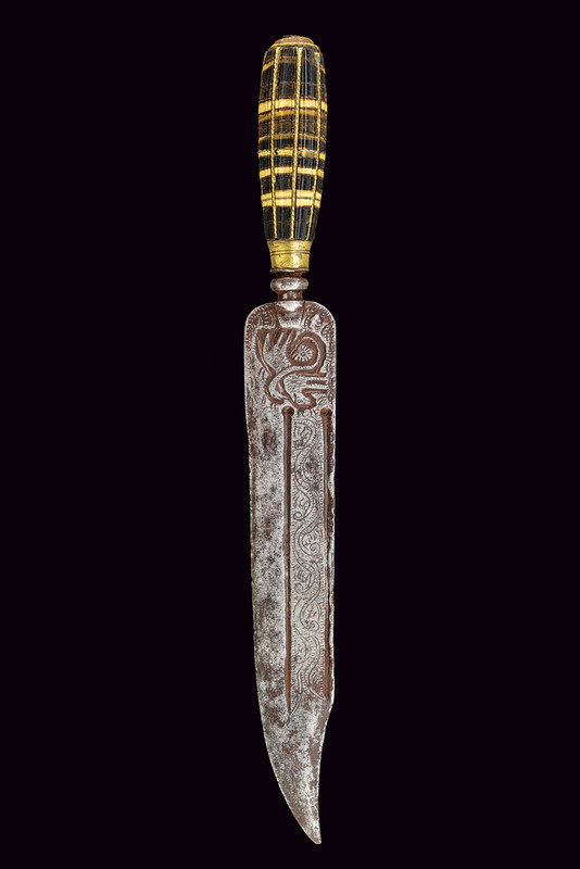 Grande coltello da caccia