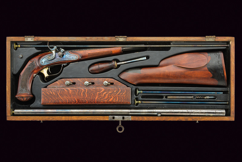Cassetta con pistola con accessione a fulminato trasformabile in fucile (replica)