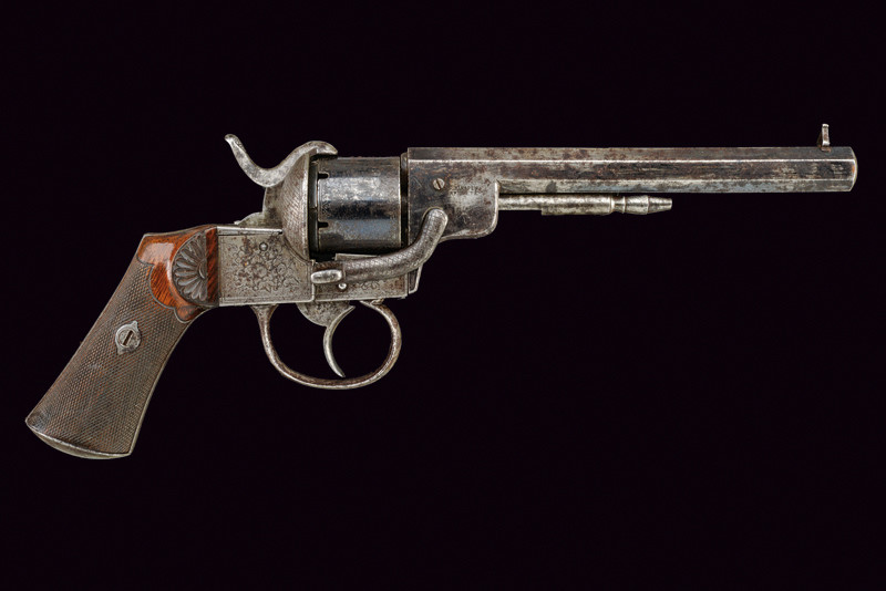 Raro revolver Kinapen a spillo