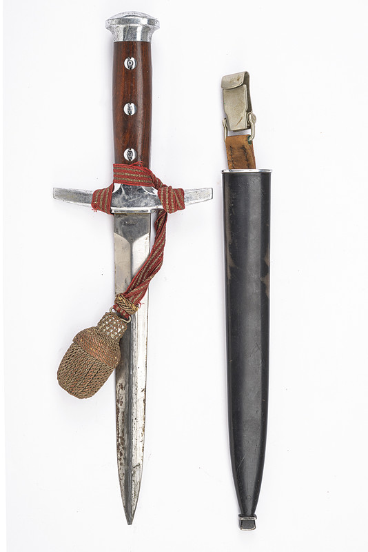 "Armeedolch" mod. 1943