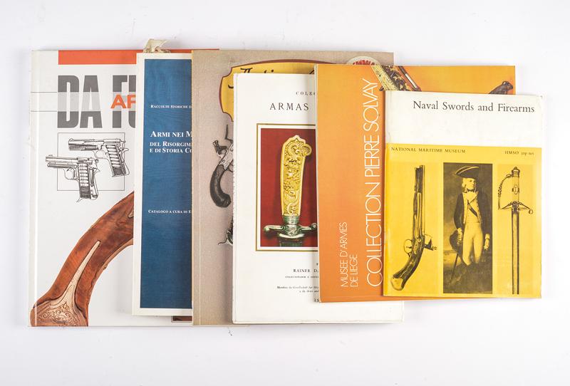 Lotto di sei libri su armi antiche