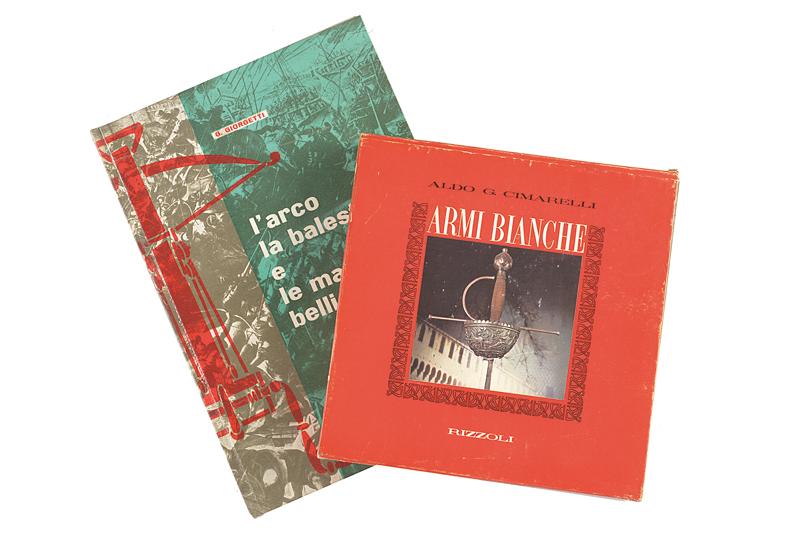 Lotto di quattro libri su armi antiche