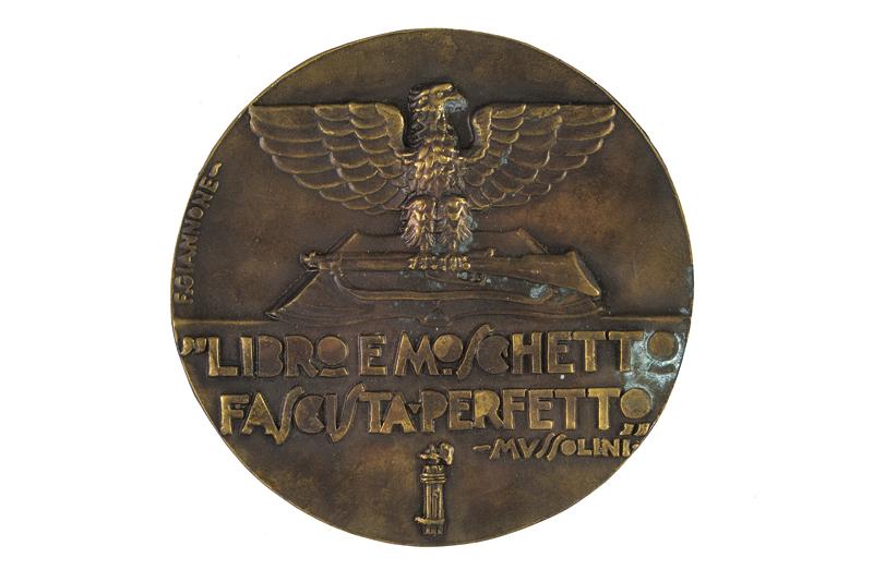 Placca fascista