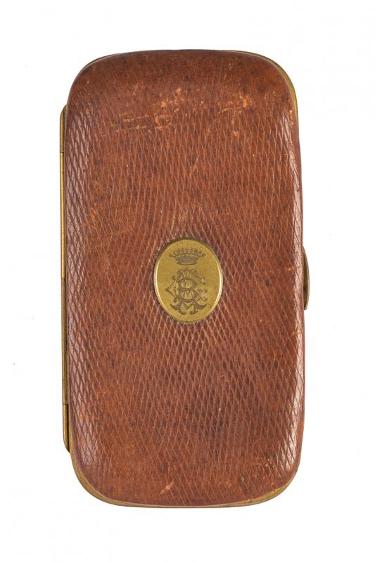 Portasigarette con monogramma nobiliare