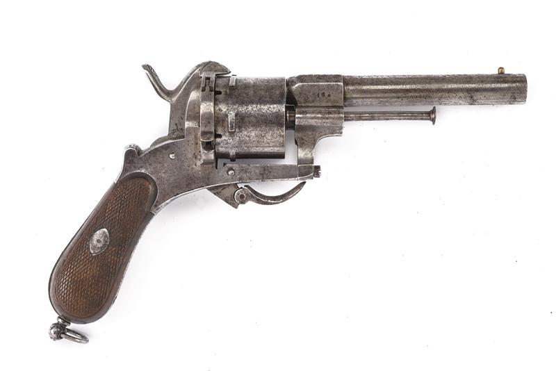 Revolver a spillo