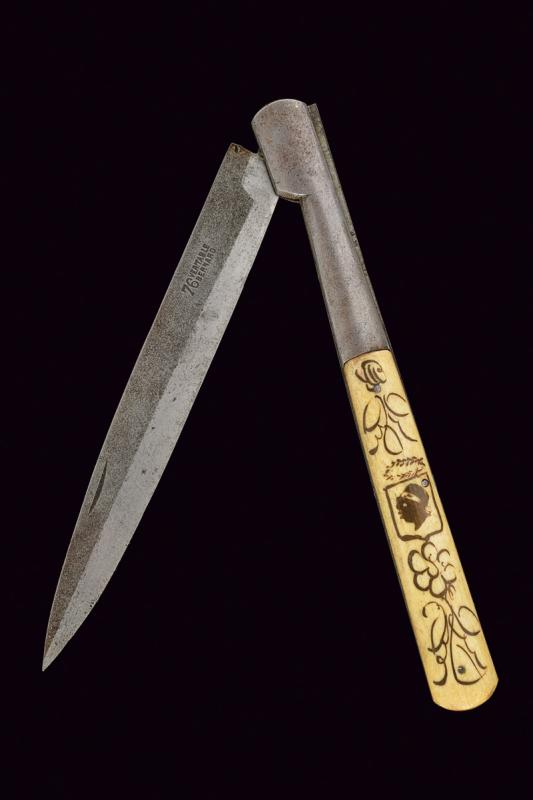 Coltello pieghevole