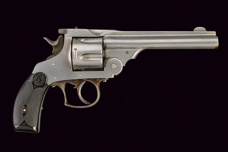 Revolver sul tipo S&W 44 Double Action