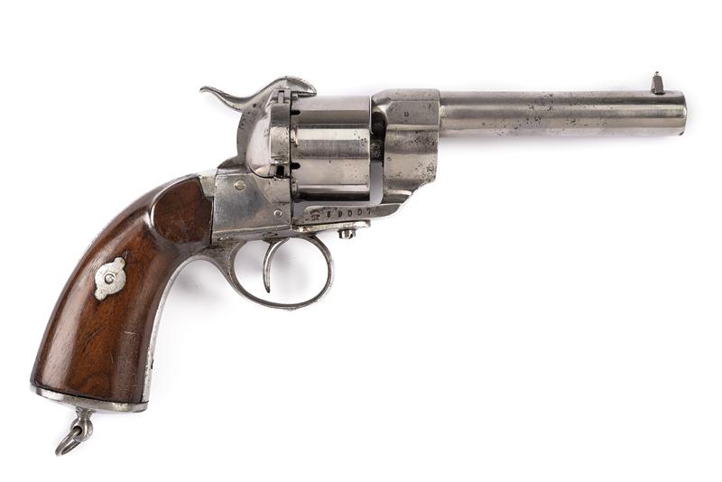 Revolver a spillo da Carabinieri Reali