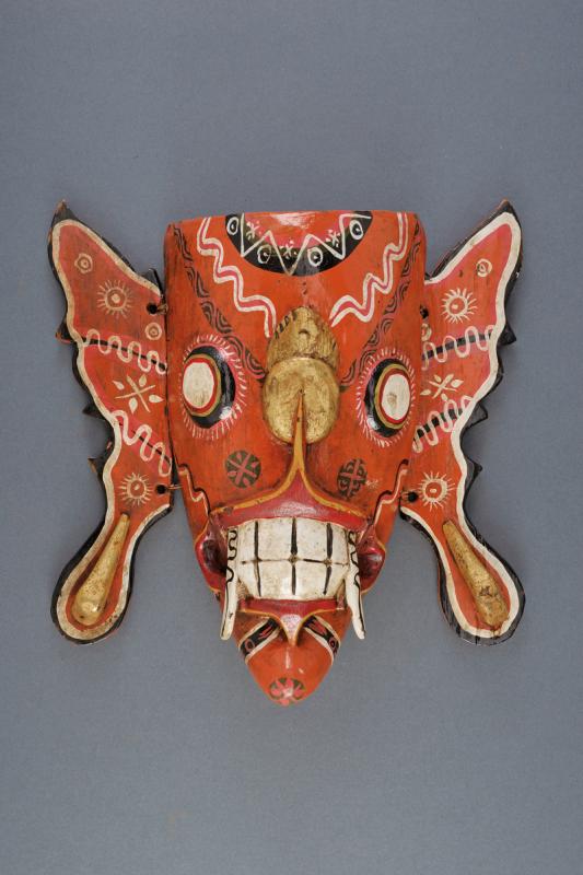 Maschera in legno