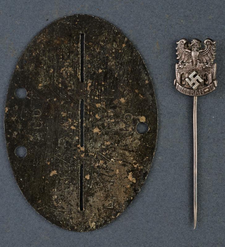 Distintivo Waffen SS per personale di stanza a Merano