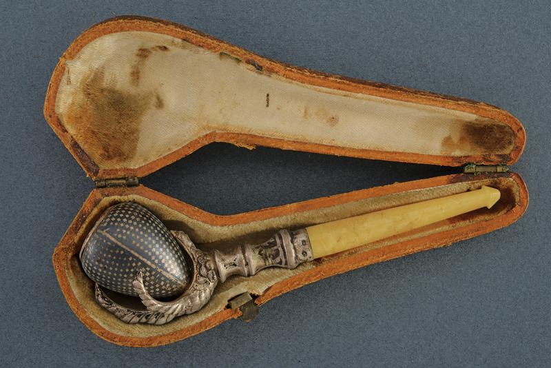 Pipa in astuccio