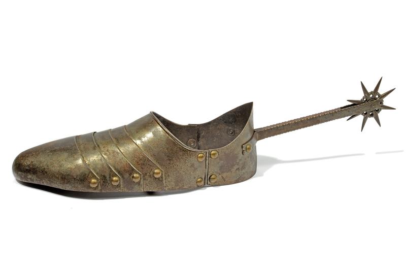 Scarpa da armatura con sprone