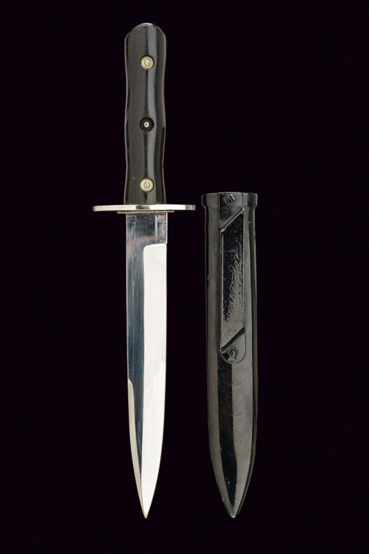 Coltello da combattimento da ufficiale