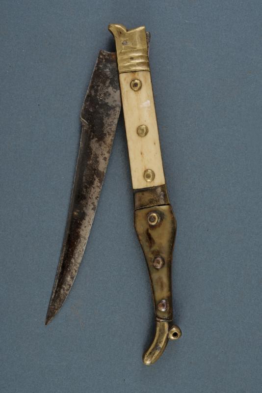 Coltello pieghevole