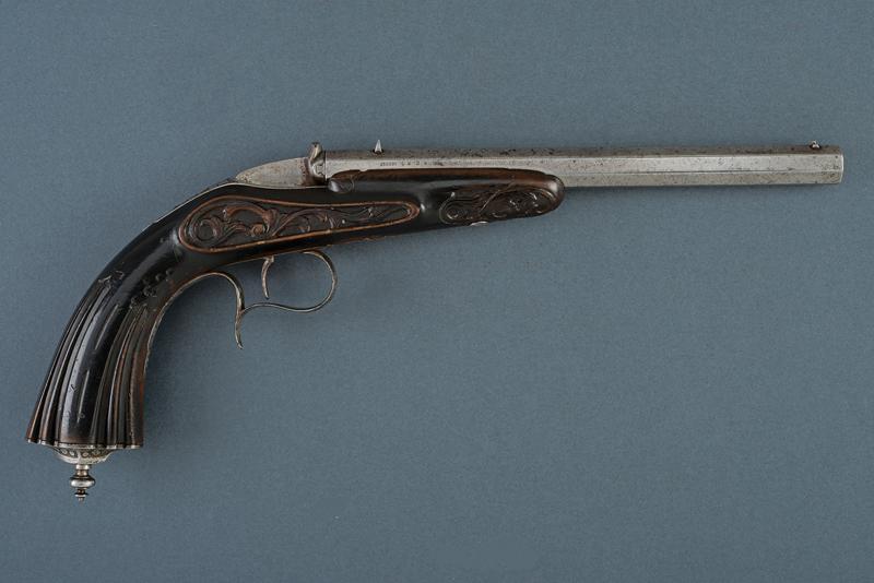 Pistola tipo flobert a retrocarica