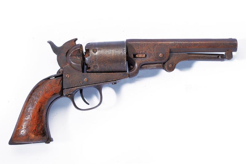Revolver a luminello sul tipo Colt