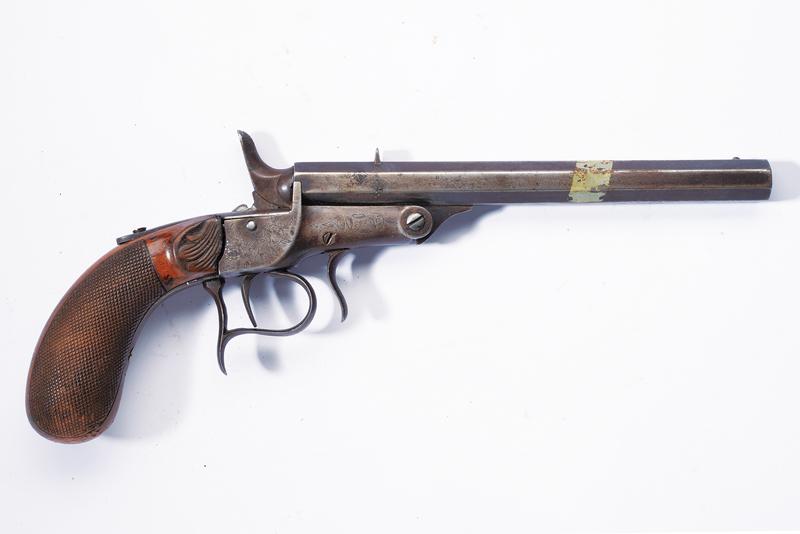 Pistola tipo flobert a retrocarica