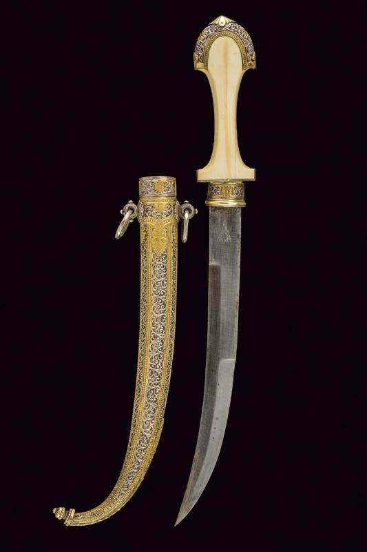 Koummiya in argento