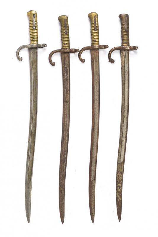 Lotto di quattro baionette Chassepot Mod. 1866 