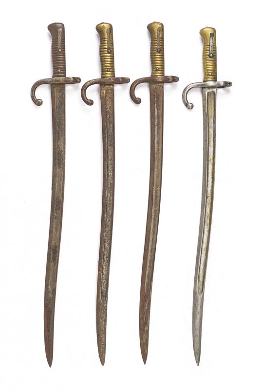 Lotto di quattro baionette Chassepot Mod. 1866 
