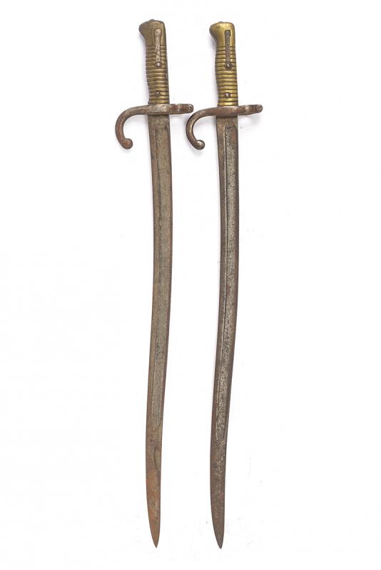 Lotto di due baionette Chassepot Mod. 1866 
