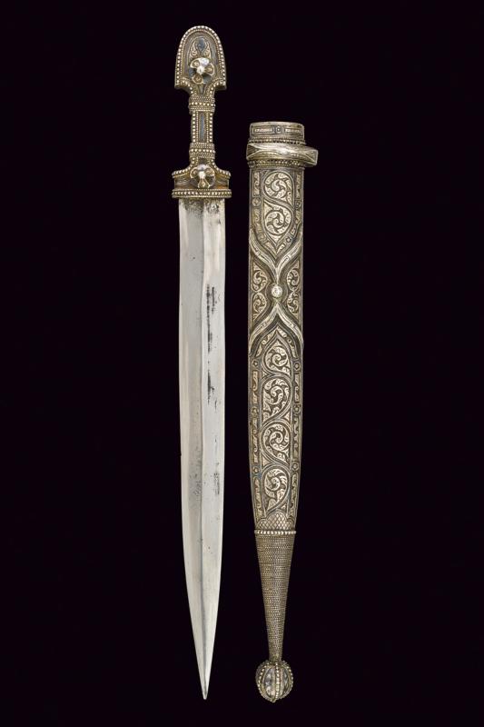 Kindjal in argento