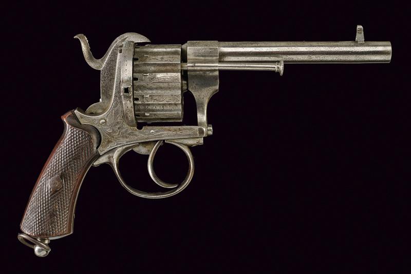 Raro revolver a spillo a dodici colpi