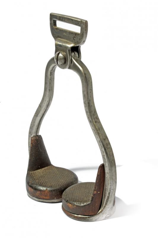 Interessante staffa
