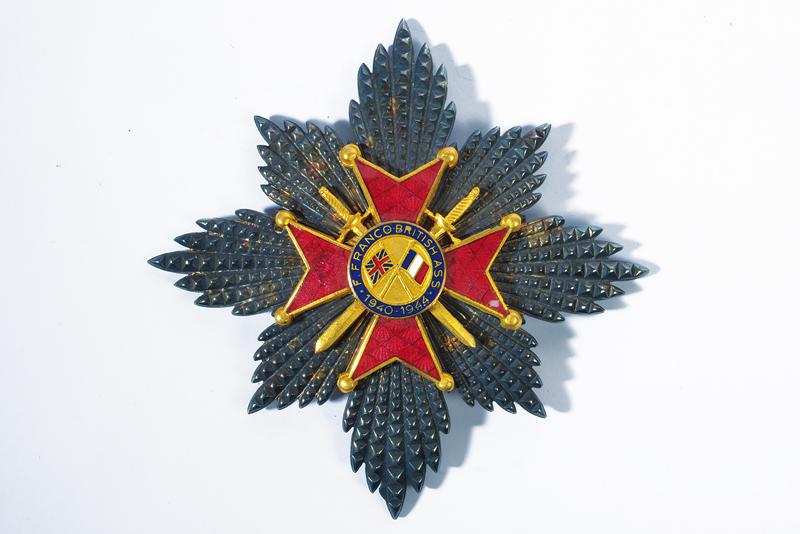 Placca dell'Associazione Franco-Britannica 1940-1944