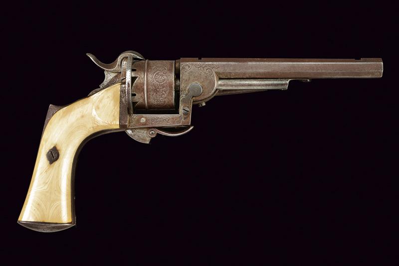 Raro revolver Loron a spillo