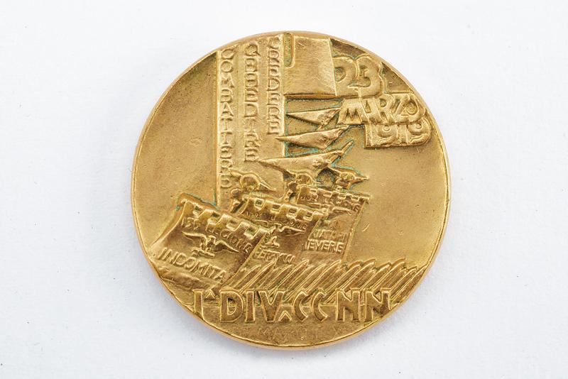 Medaglia I Divisione CC.NN. Implacabile