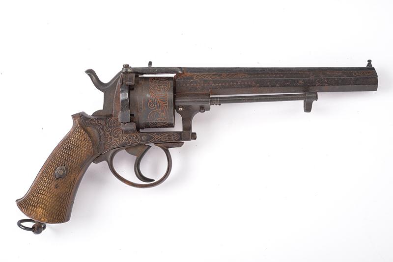 Revolver a spillo