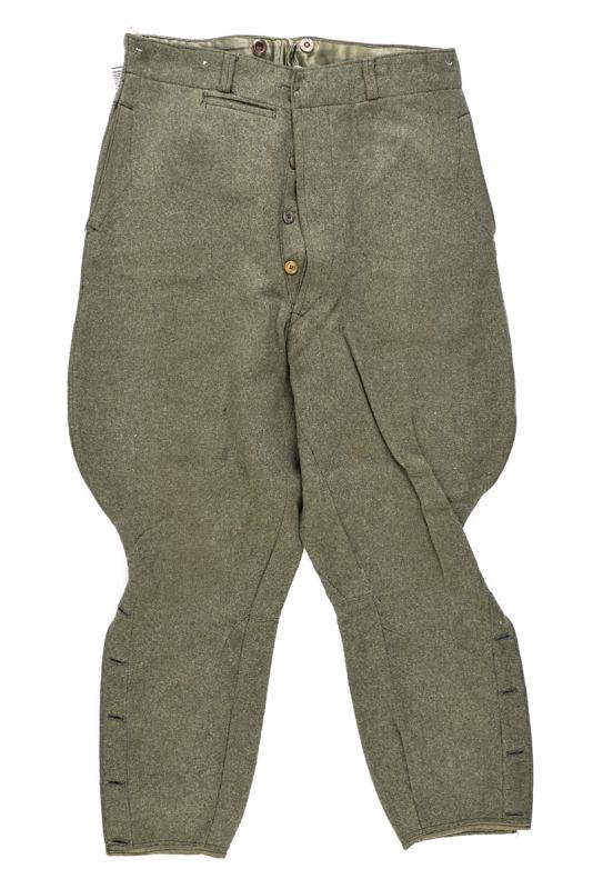 Paio di pantaloni da ufficiale