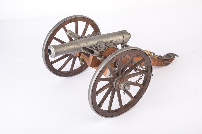 Modello di cannone