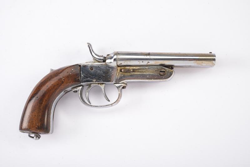 Pistola a retrocarica a due canne