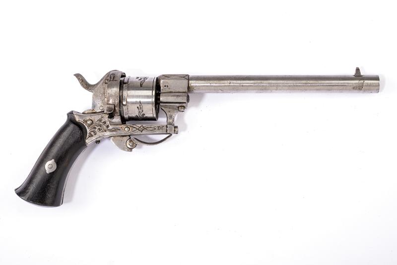 Revolver a spillo