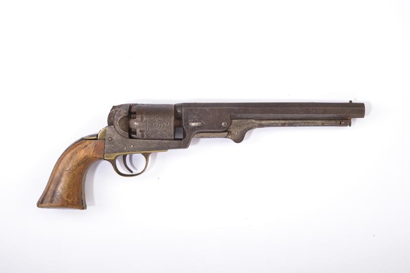 Revolver Colt a luminello