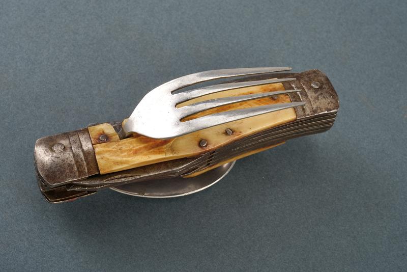 Coltello pieghevole