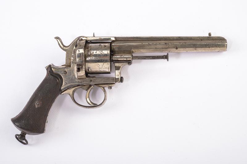 Revolver a spillo