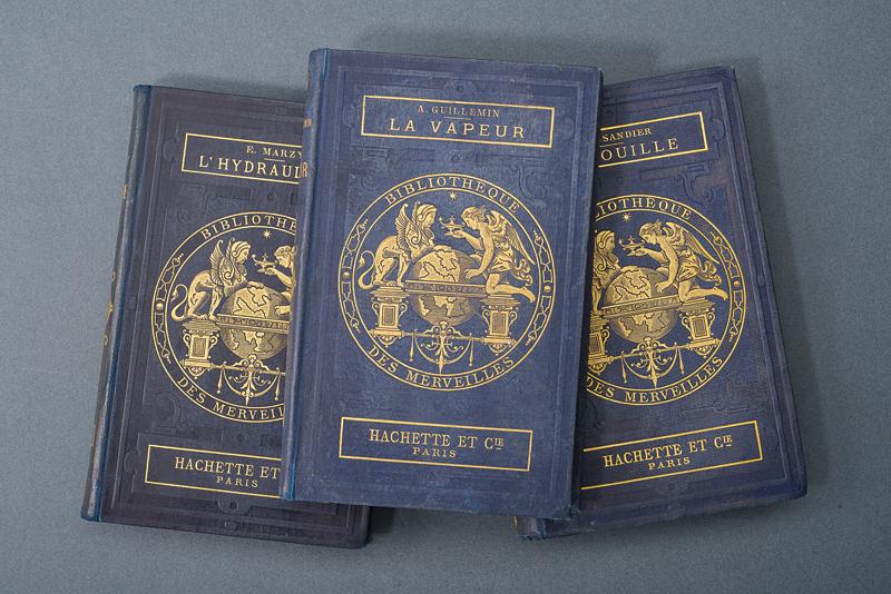 Lotto di tre volumi "Bibliotheque des merveilles"