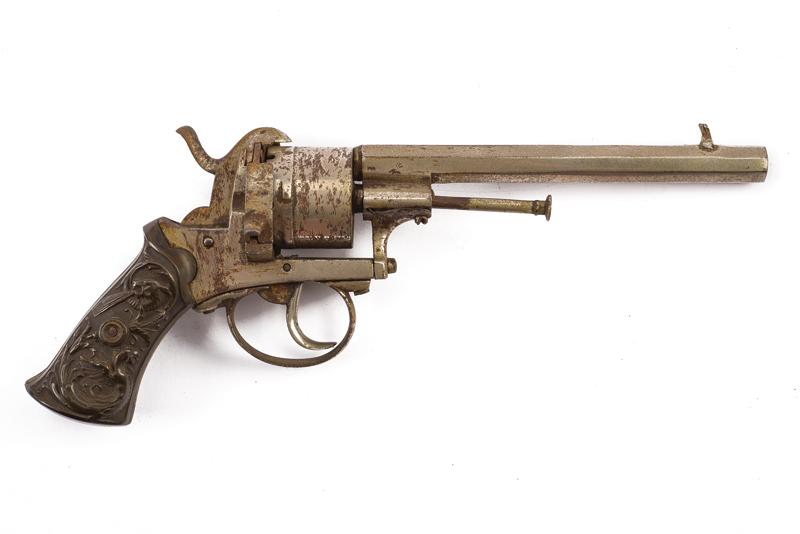 Revolver a spillo