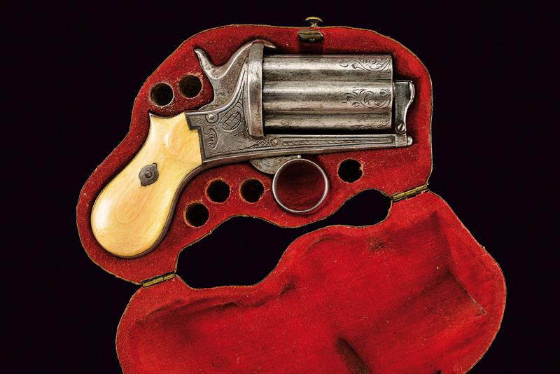 Bel pepperbox revolver a spillo in astuccio