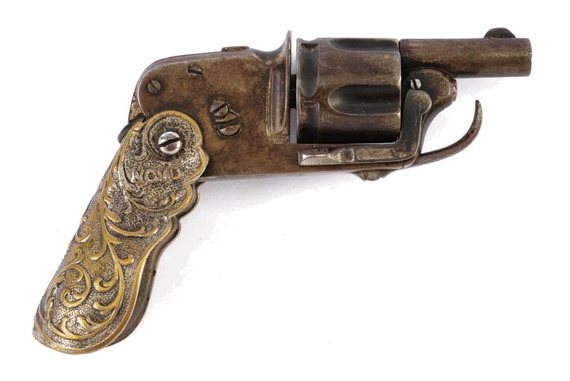 Raro revolver sul tipo Velodog